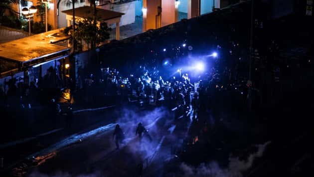 istock_102119_hongkongprotests