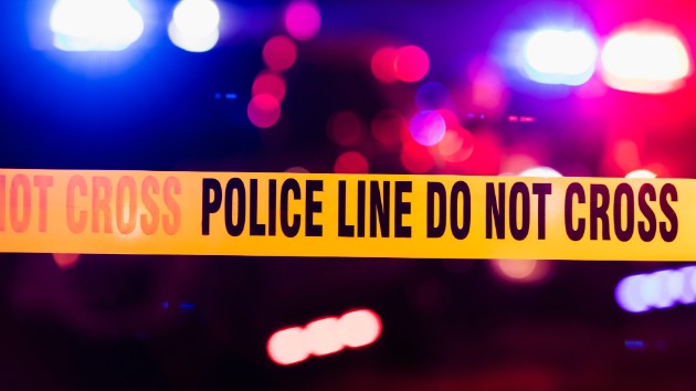istock_102919_policeline
