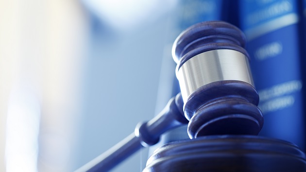 istock_11519_lawbooksgavel