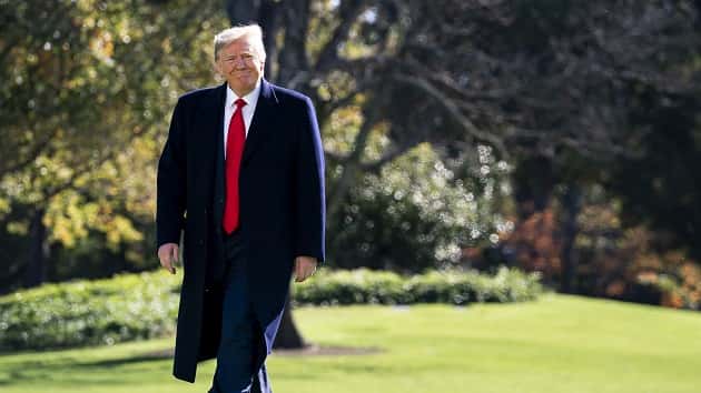 wh_11519_djtrumpwalking