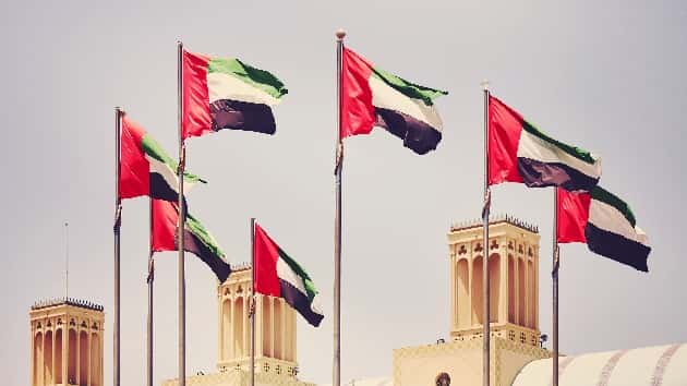 istock_111419_dubaiprincesses