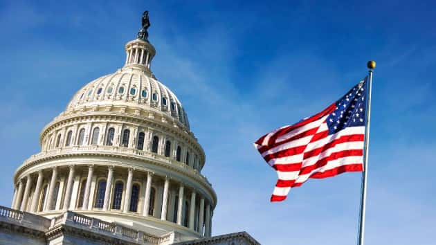 istock_112219_uscapflag