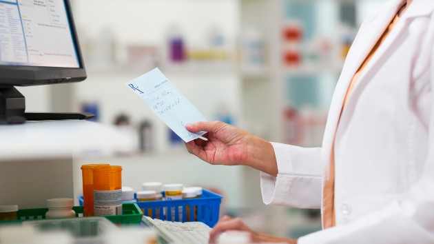 istock_121319_prescriptionpharmacy
