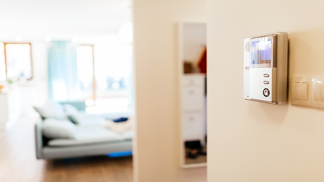 121819_istock_videodoorbell
