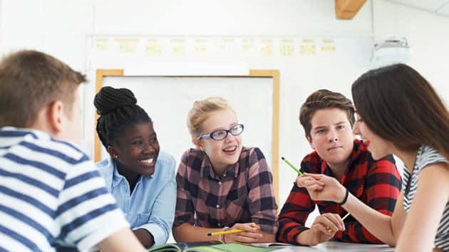 istock_teenagers_122719