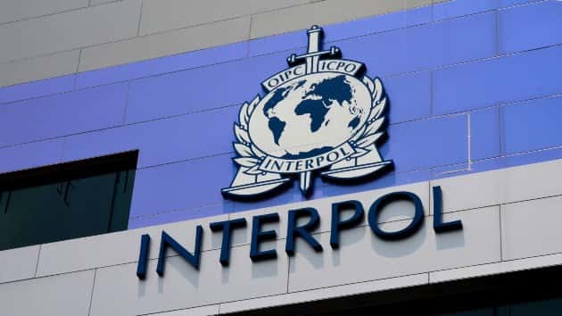 istock_1220_interpol