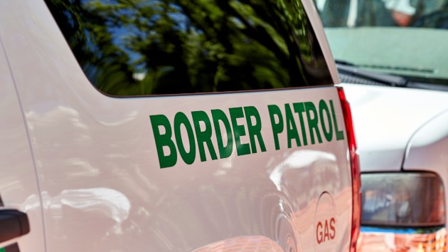 istock_1619_borderpatrol