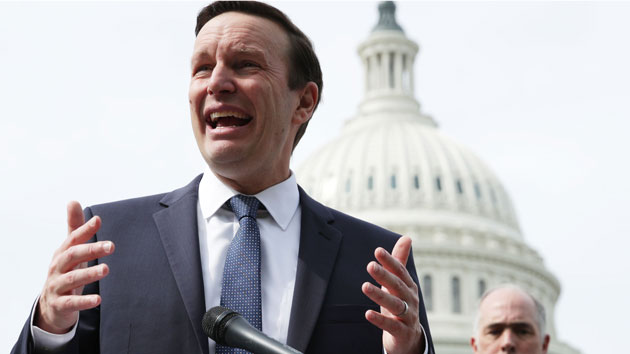 gettyimages_chrismurphy_010820