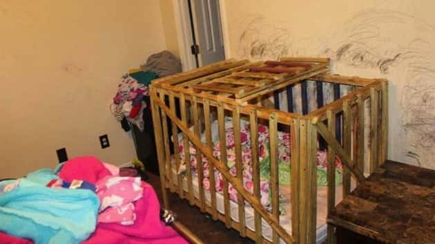 childcage_hpmain_16x9_992