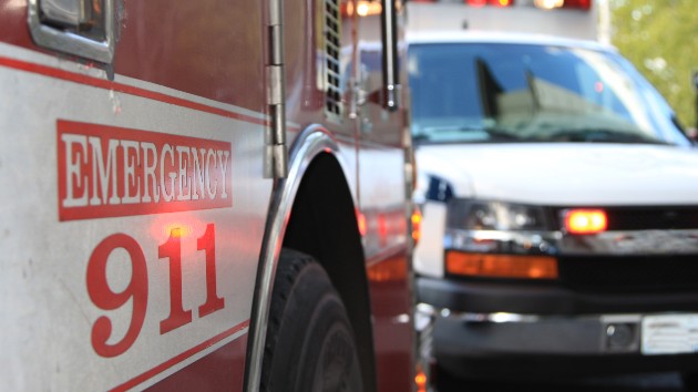 istock_12020_ambulances