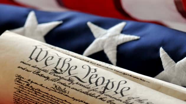 istock_13120_usconst