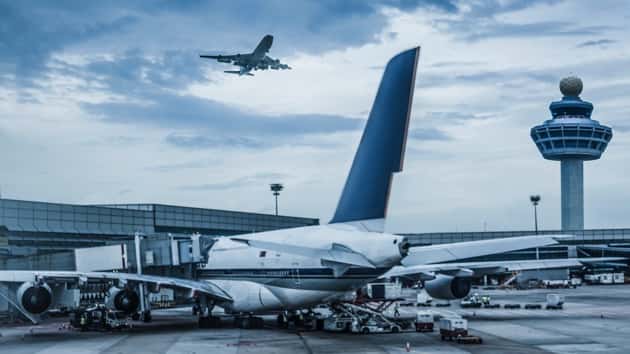 istock_020520_planecrash