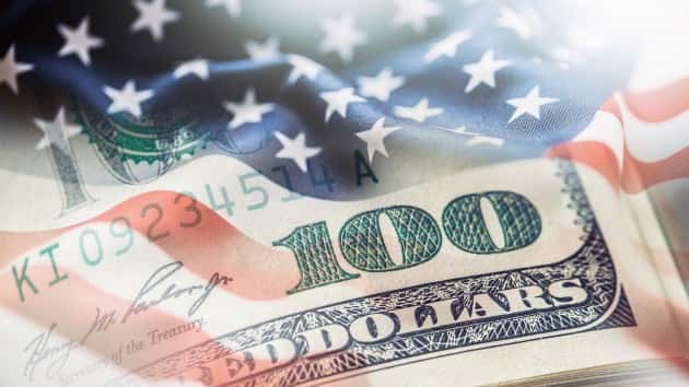 istock_21020_moneyusflag