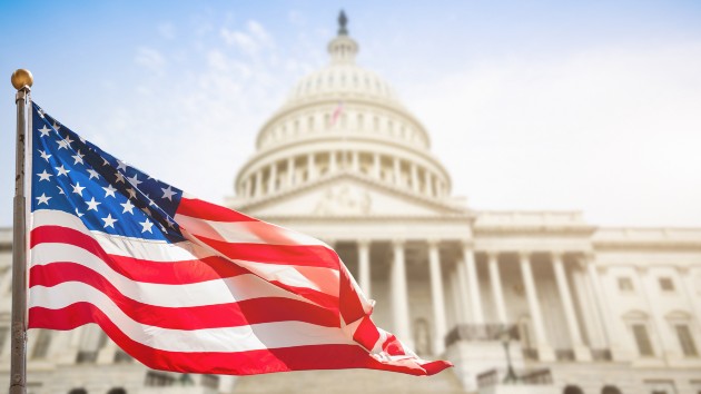 istock_21420_uscapflag