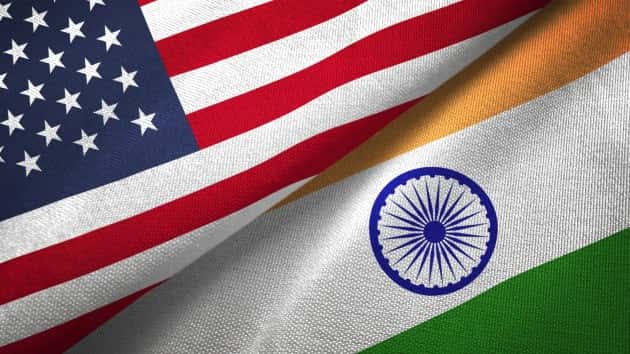 istock_22420_usindiaflags