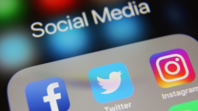 istock_22720_socialmediaapps
