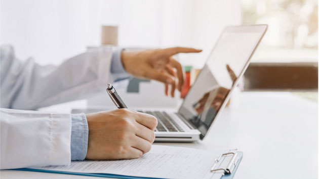istock_doctorcomputer_030620