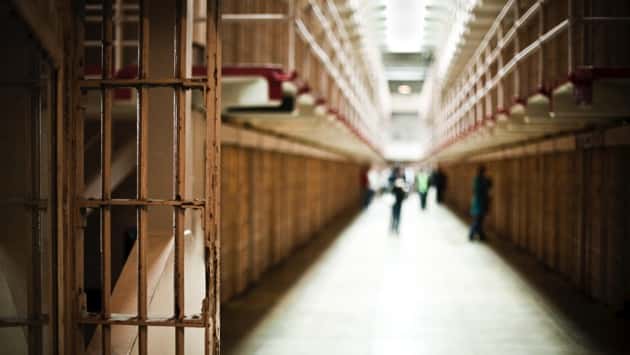 istock_031120_prisonwhistblwr