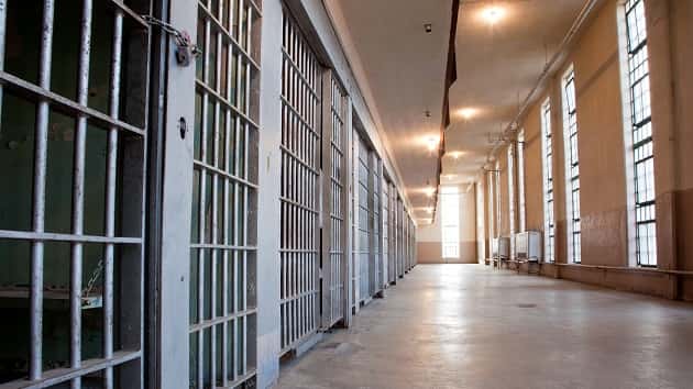 istock_032319_prision
