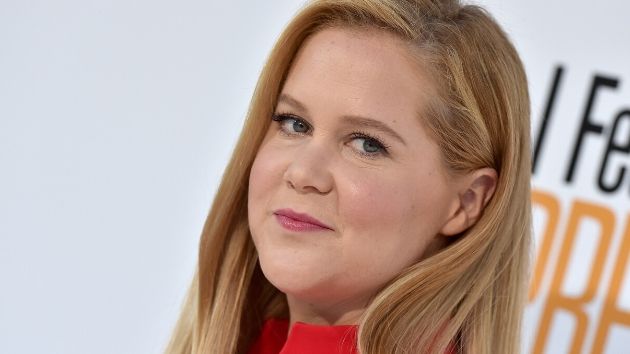 e_amy_schumer_040120