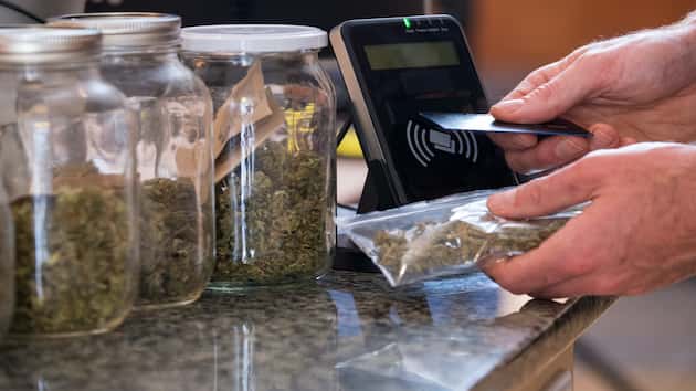 istock_041120_weed