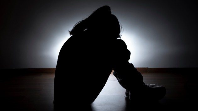 istock_41420_sadchild