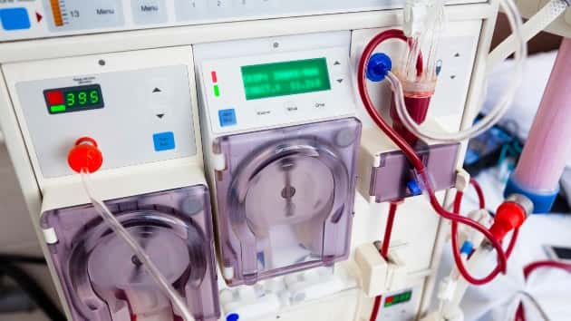 istock_42220_dialysismachine