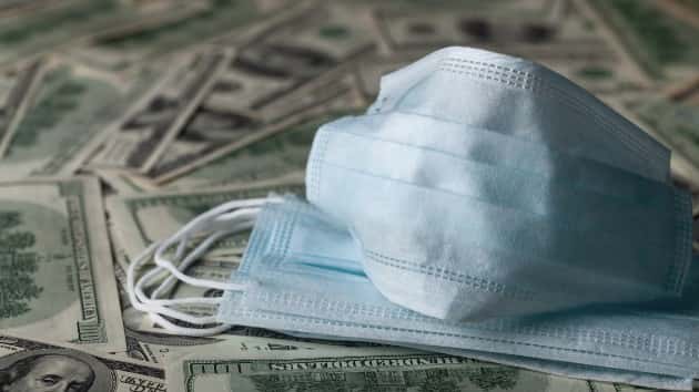 istock_42820_facemaskmoney