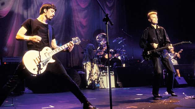 getty_grohlbowie_042920