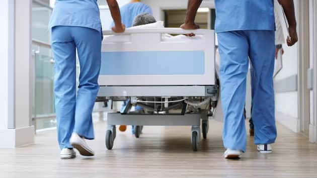 istock_43020_hospitalhallway