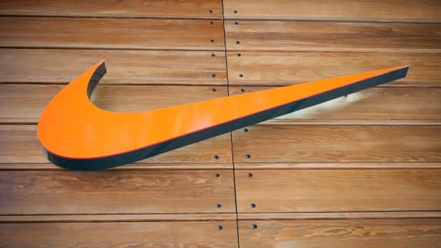 istock_51820_nikestore