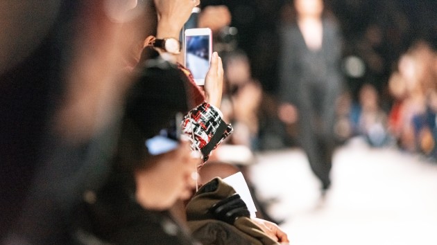 istock_52720_fashionshow