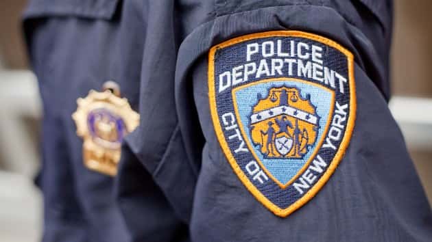 istock_61220_nypdbadge