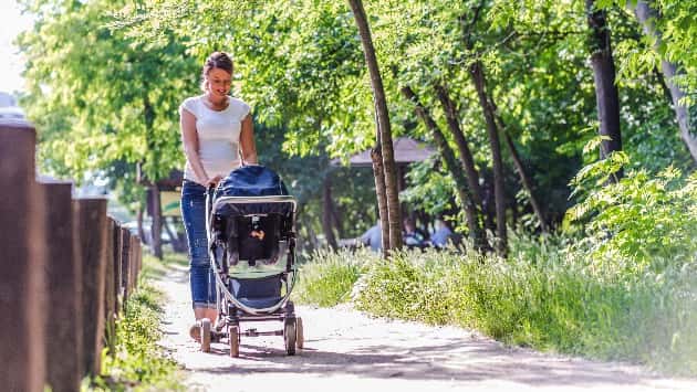 istock_062320_strollermistakes