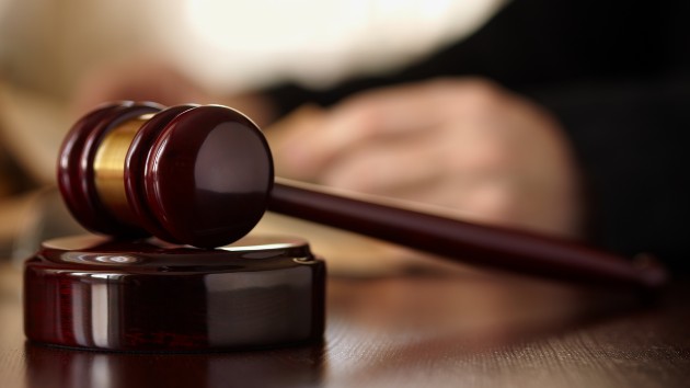 istock_62520_judgegavel