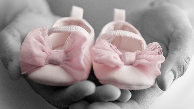 istock_62520_babygirlshoes