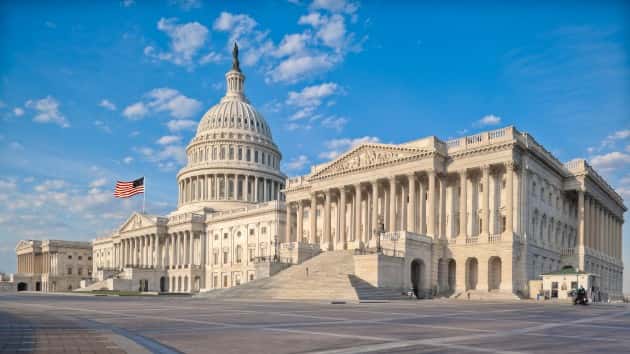 istock_7320_uscapbldg