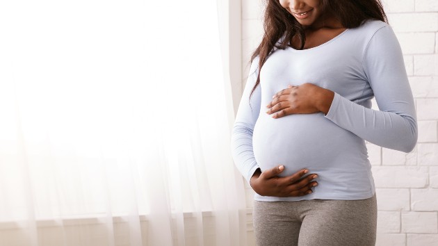 istock_72020_pregnantwoman