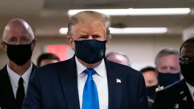 getty_72120_trumpfacemask