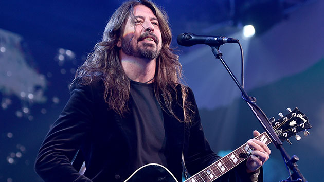 getty_davegrohl_072220
