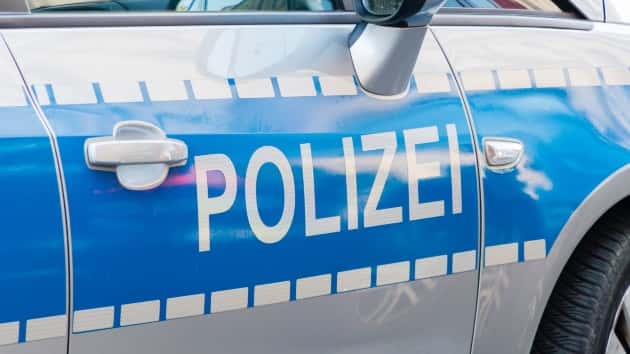 istock_81920_germanpolice
