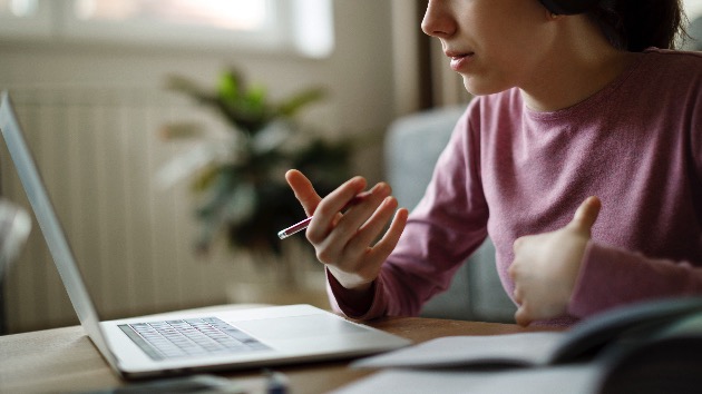 istock_082420_zoomcalloutage