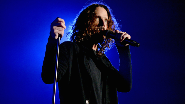 g_chriscornell_82420