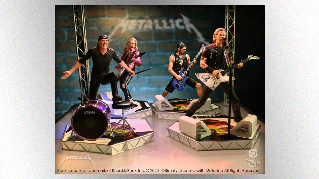 m_metallicastatues_83120