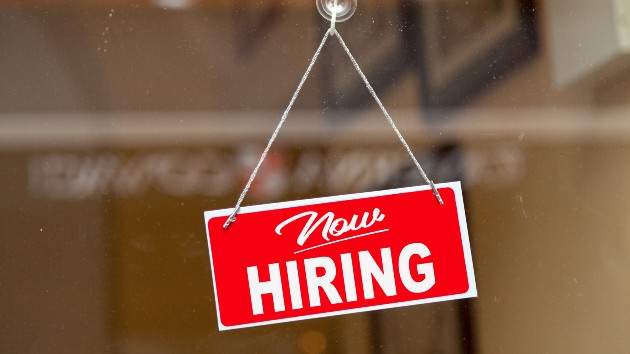 istock_9420_nowhiring