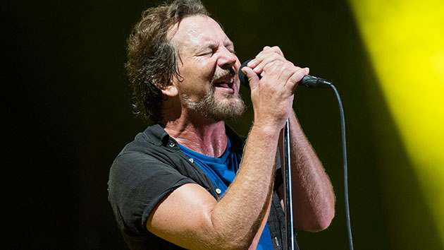 getty_eddievedder_090820