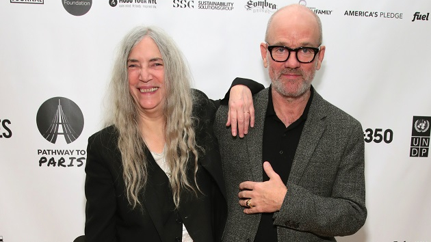 getty_pattismithmichaelstipe630_092220