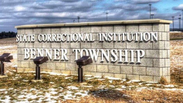 benner-prison-sign-ht-jt-200923_1600909528430_hpembed_21x11_992201