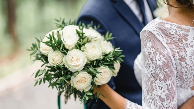istock_92520_weddingcouple