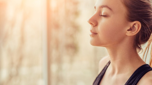 istock_10120_breathing